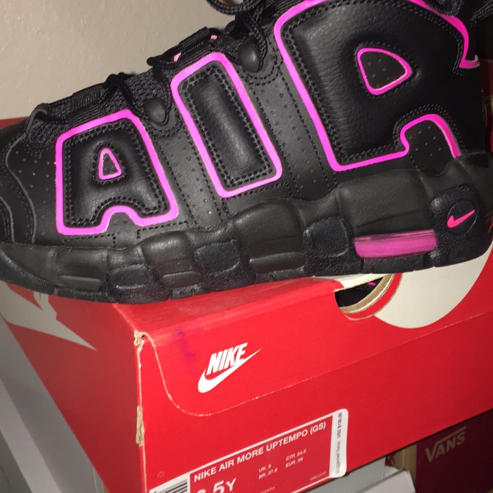 Nike uptempo